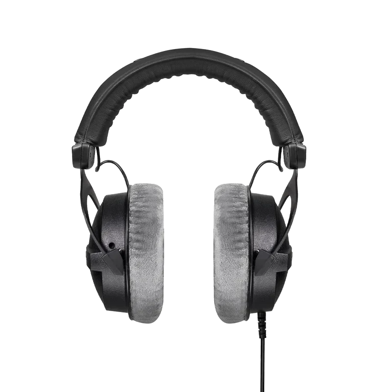 Beyerdynamic DT 770 Pro — студийные наушники
